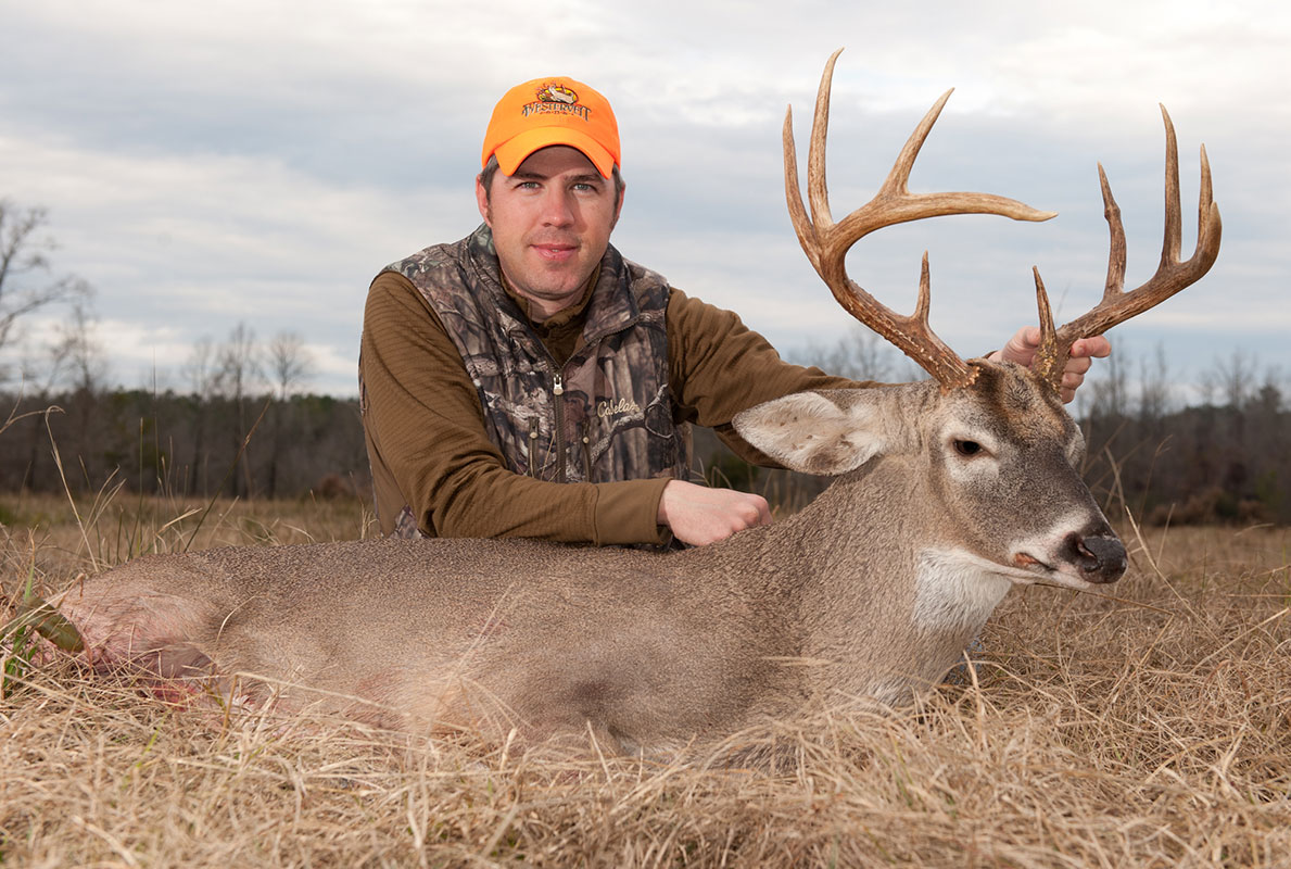 Whitetail Deer Hunting in Alabama